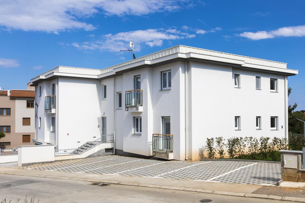 Apartments Lapis Премантура Екстериор снимка
