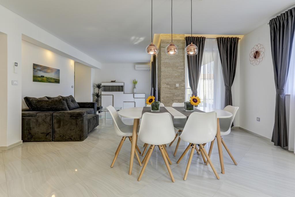 Apartments Lapis Премантура Екстериор снимка