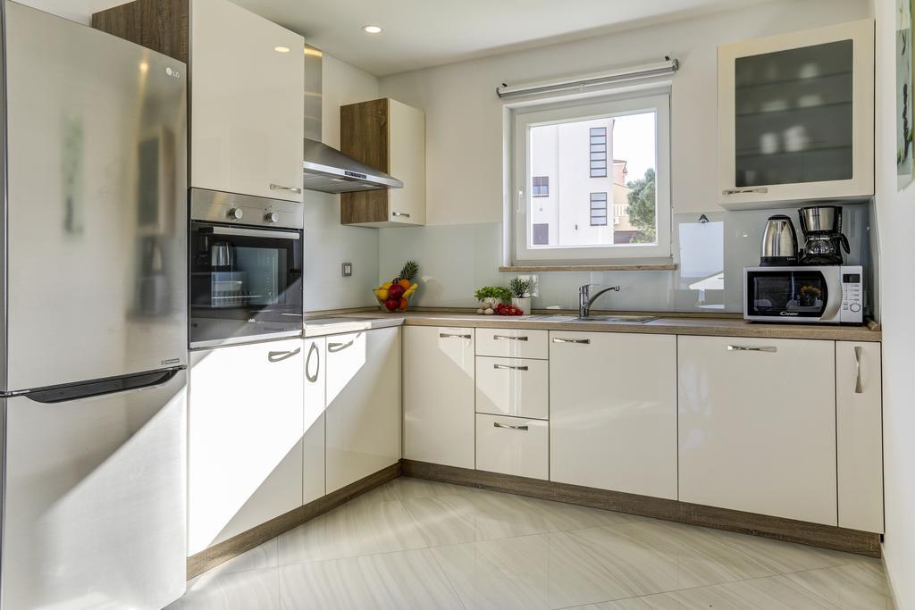 Apartments Lapis Премантура Екстериор снимка
